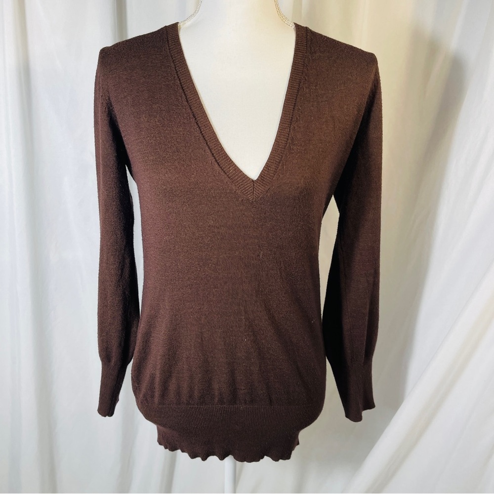 The Limited Classic Deep Brown V-Neck Sweater Med